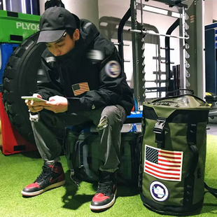 17SS美国国旗冲锋衣中国有嘻哈男女同款滑雪服户外登山防水夹克