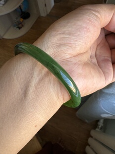 俄碧老坑料和田玉碧玉手镯59圈辣绿满色女士精品美人镯圆条镯