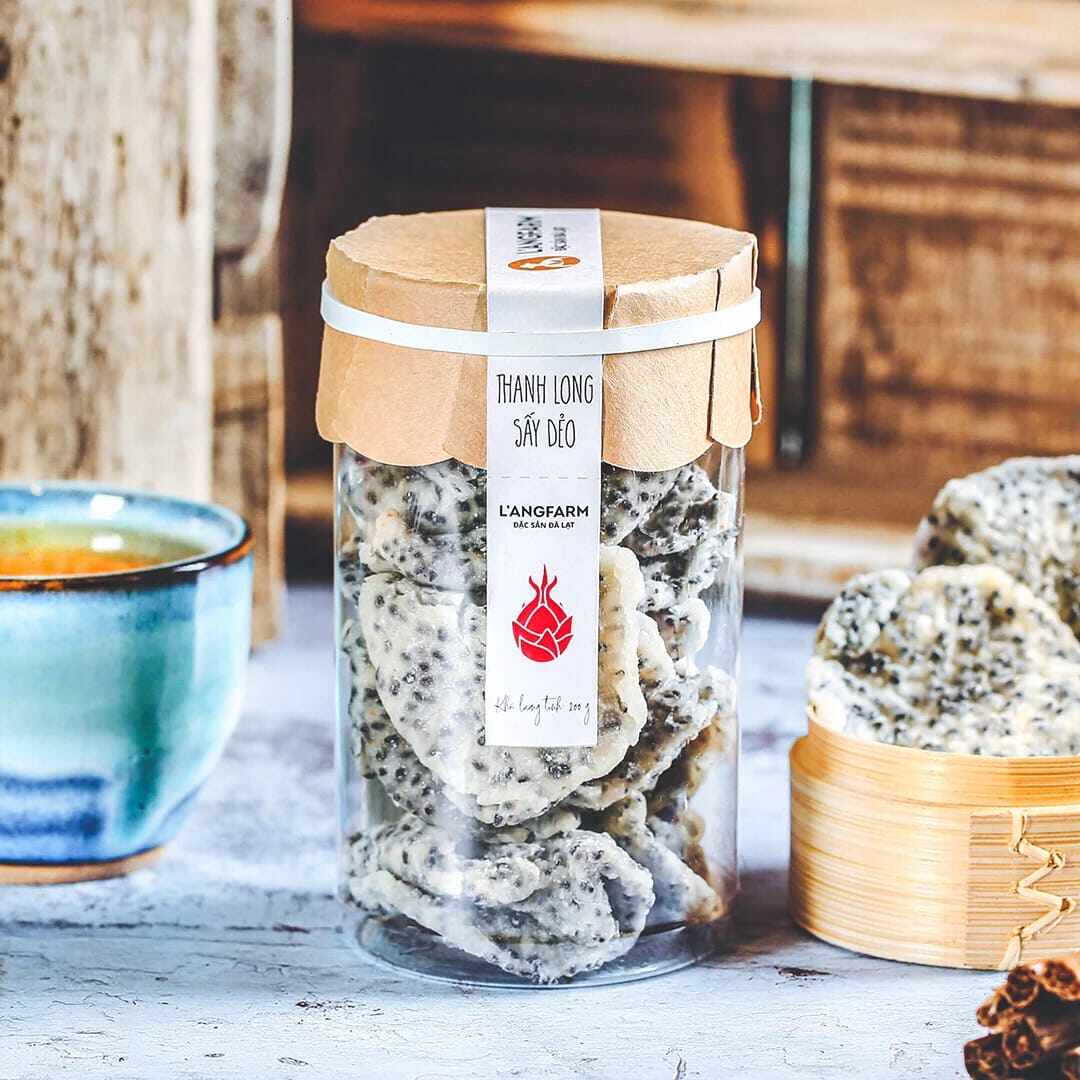 越南跨境直邮大叻特产langfarm零食水果干软糯火龙果干罐装200g