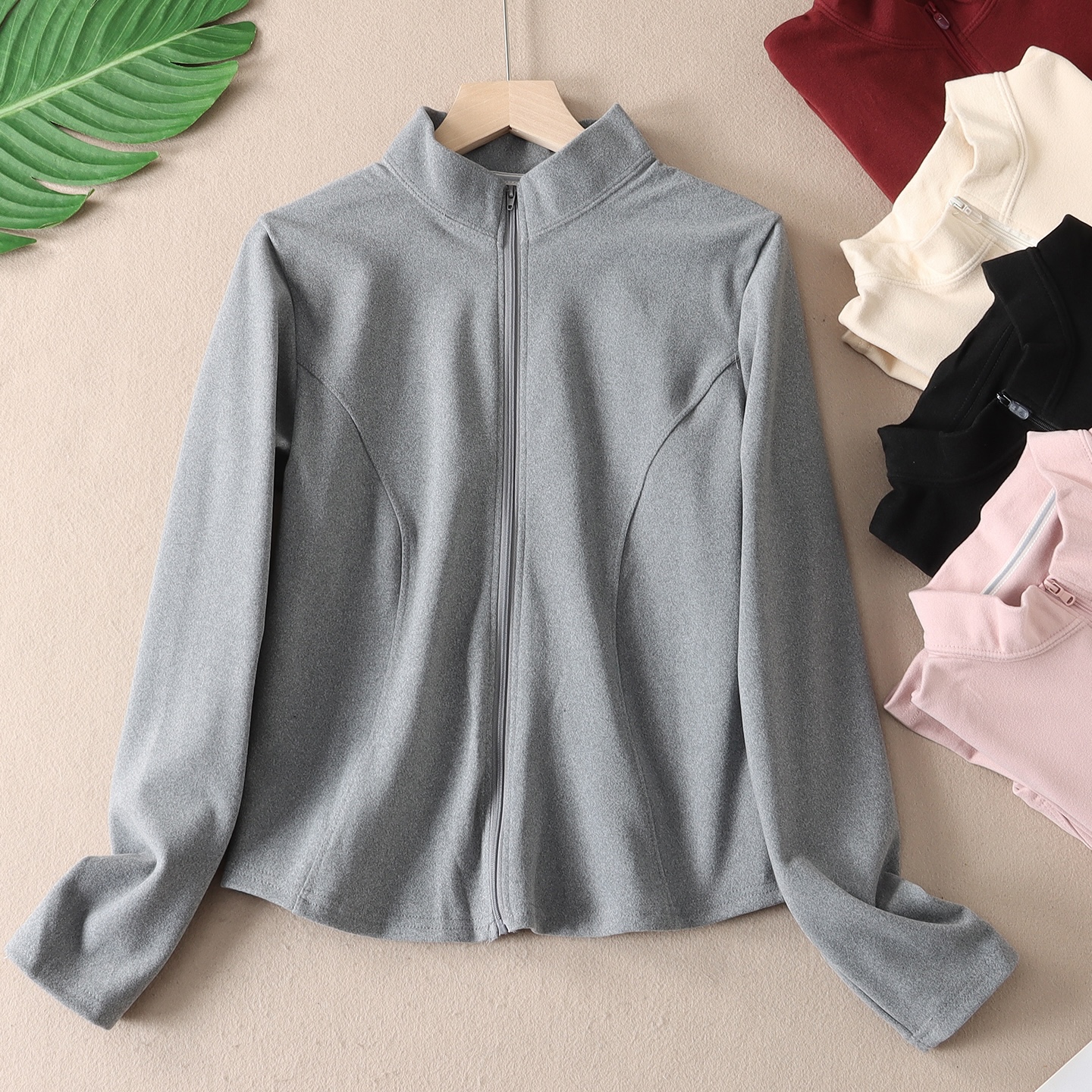 显瘦小蛮腰自发热椰绒运动外套薄