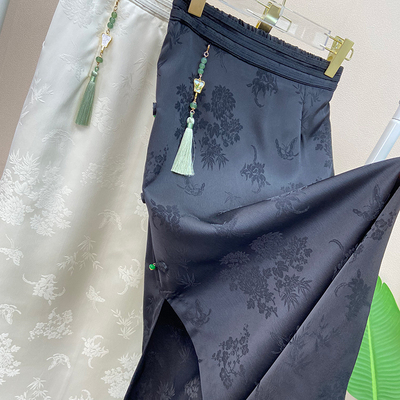 气质新中式仿真丝吊坠半身裙