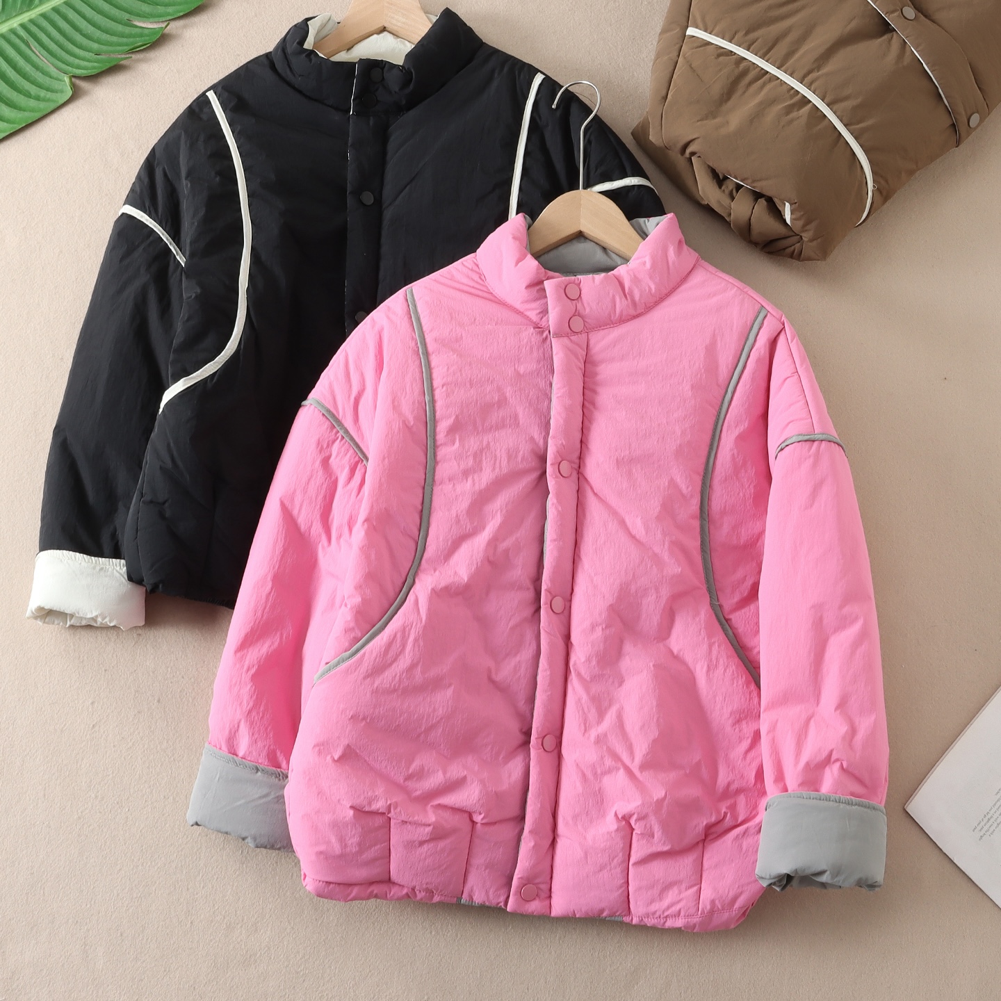 韩版立领撞色轻盈保暖棉衣外套