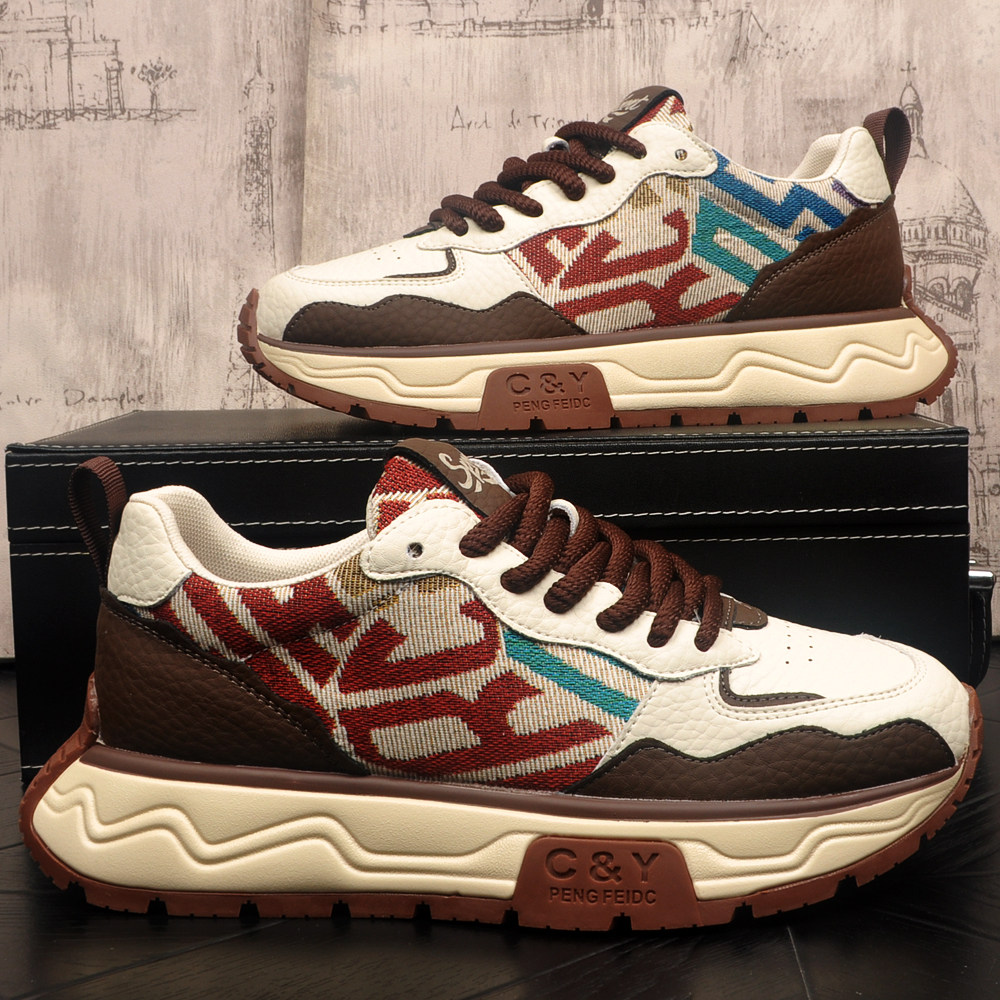 新款小众刺绣增高阿甘鞋舒适透气国潮高级感原创男士运动休闲鞋子