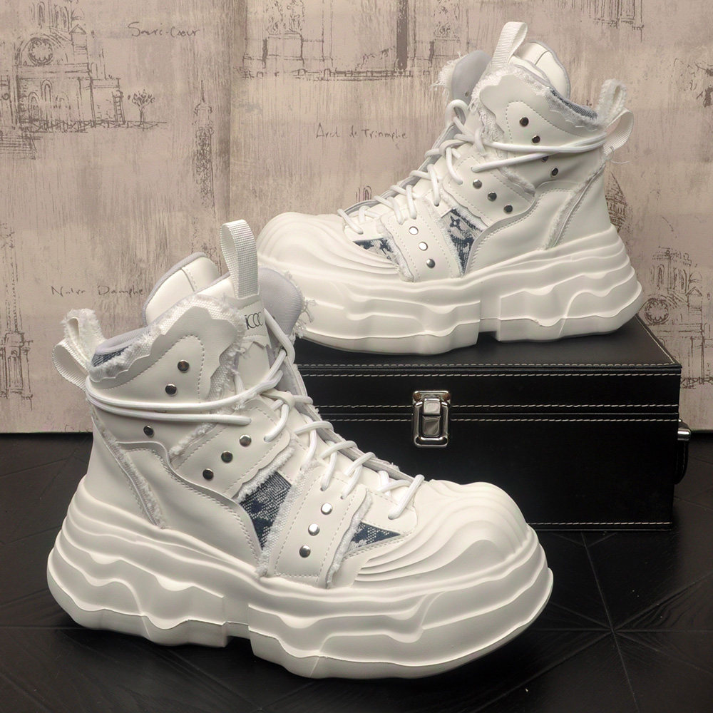 欧美风厚底马丁靴男2026春季新款白色高帮短靴内增高潮流原创男靴