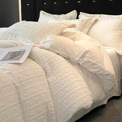 A类母婴级230克牛奶绒四件套