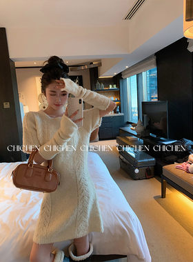 CHICHEN-羊毛圈圈纱毛圆领泡泡袖针织连衣裙