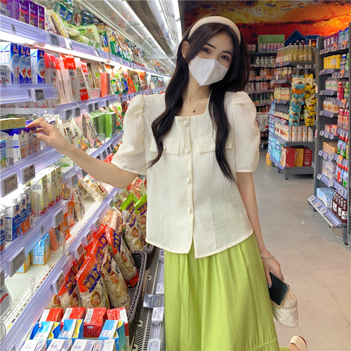 茹梦琪网络服饰 RMZWLFS5588