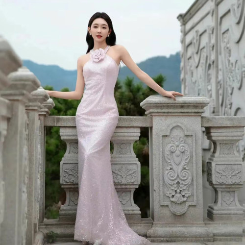 明星同款长款拖尾亮片礼服裙