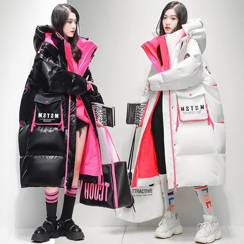 过膝亮面拼色免洗羽绒服