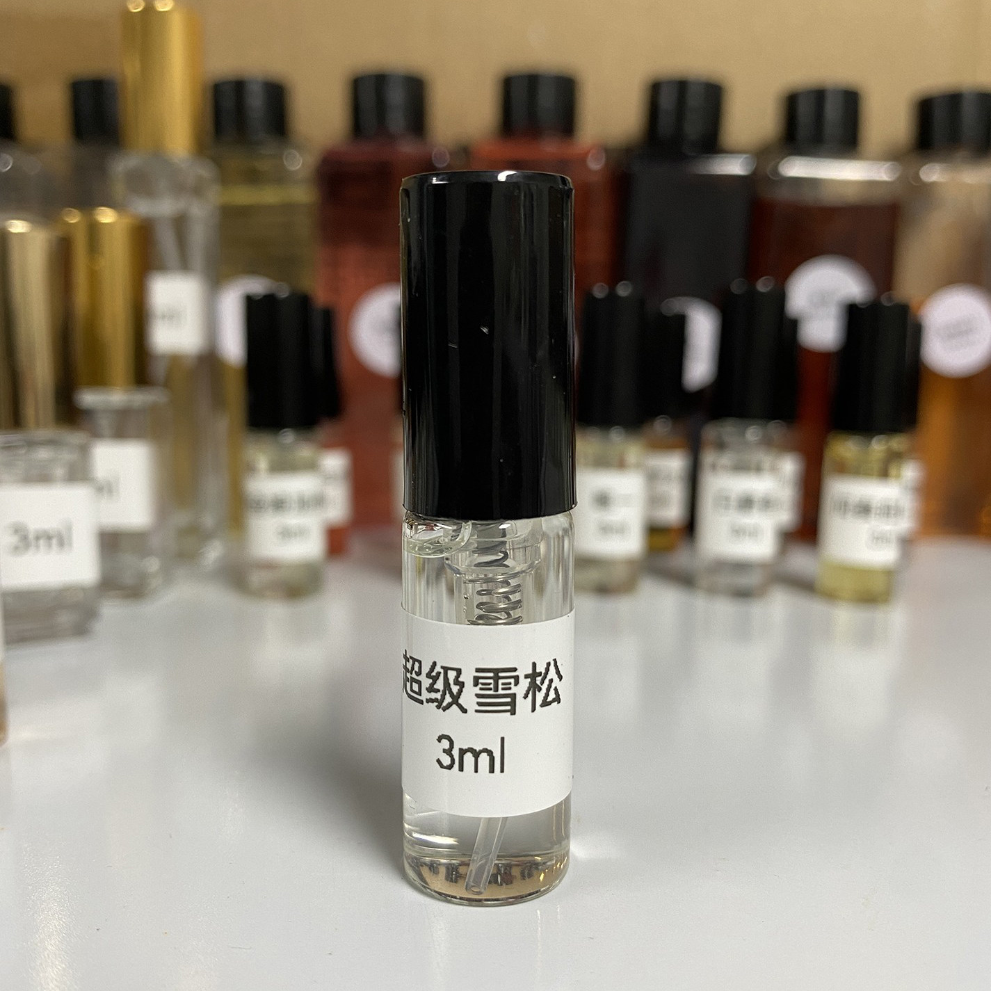 北国之春超级雪松花香木质香调香水小样中性试香持久留香试管香水