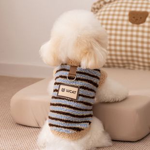 可卡犬衣服秋冬季狗狗条纹羊羔绒牵引绒自带牵引中小型犬宠物出行
