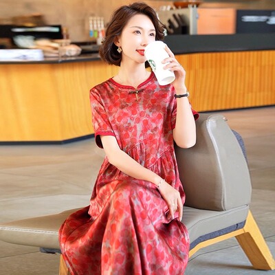 杭州大牌真丝连衣裙2026夏季新款高端妈妈桑蚕丝宽松显瘦碎花裙子