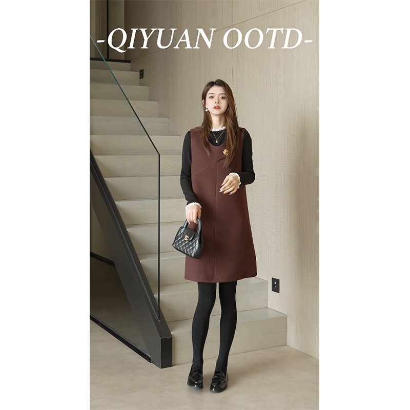 柒院家大码女装高级感背心连衣裙