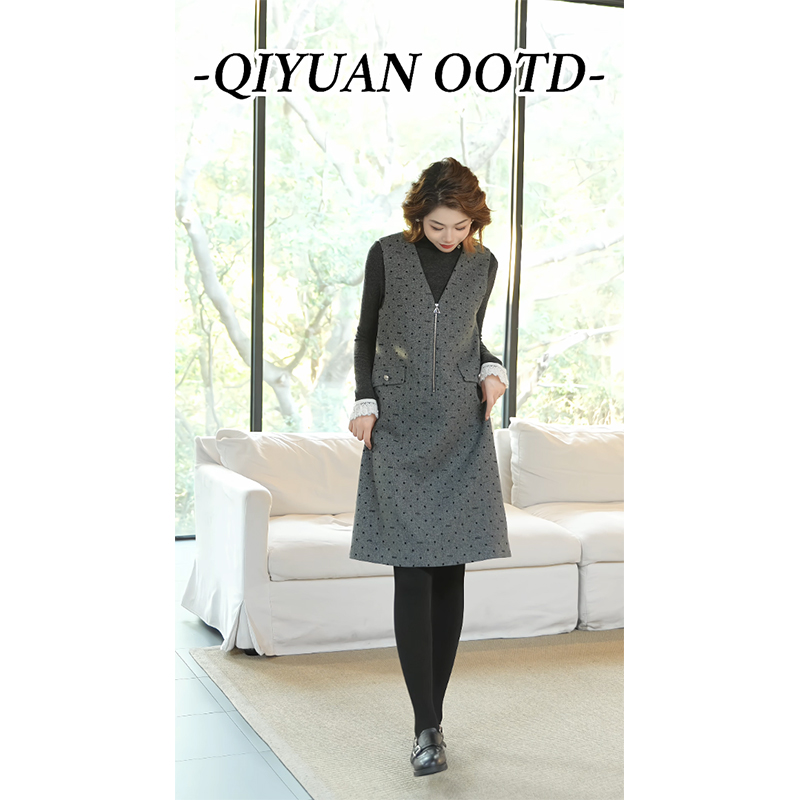 柒院家大码半拉链波点背心连衣裙