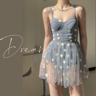 蜜Dream泳衣女温泉纯欲风少女保守连体裙式 钢托聚拢显瘦吊带泳装