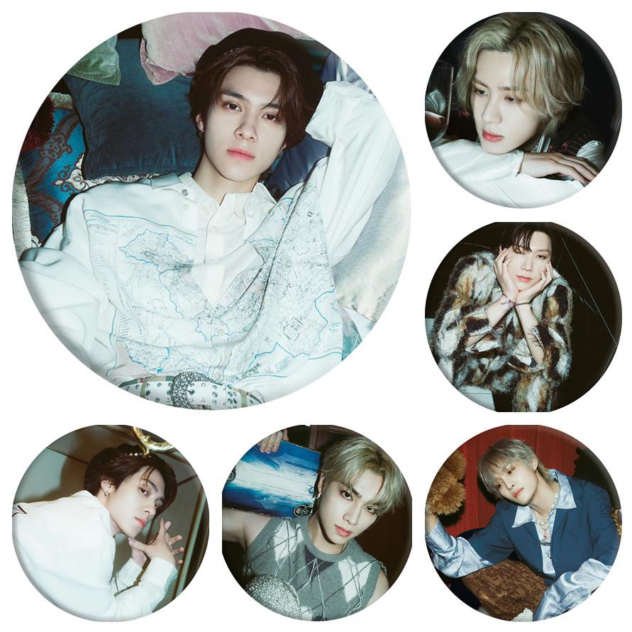 hu张钥匙扣挂件日专V神