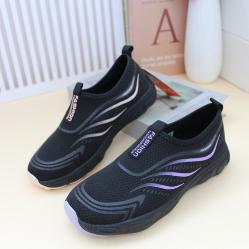 休闲平底圆头老北京布弹力女单鞋