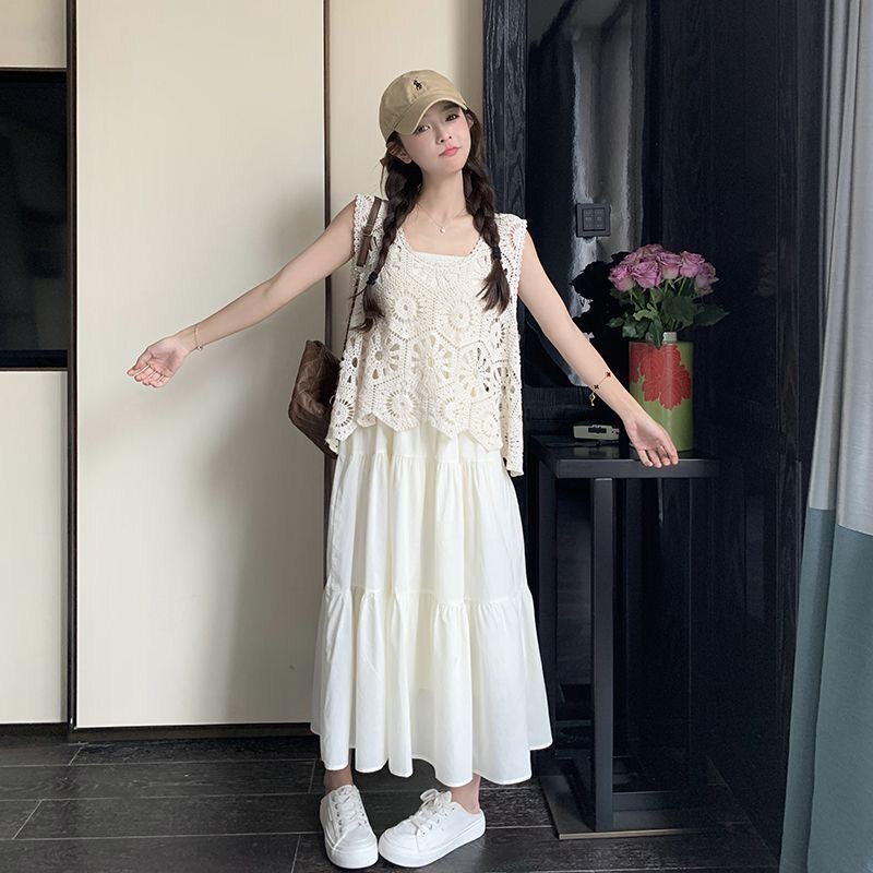 高级感钩花镂空杏色马甲叠穿短外套披肩女夏季法式度假风镂空罩衫图片