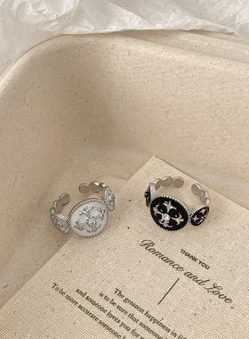 宫廷复古轻奢小众椭圆戒面戒指镀金两色精致十字架鸢尾花食指戒