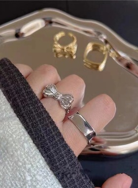 爆款ins潮棋盘格爱心戒指女日韩小众设计百搭嘻哈个性酷飒食指戒