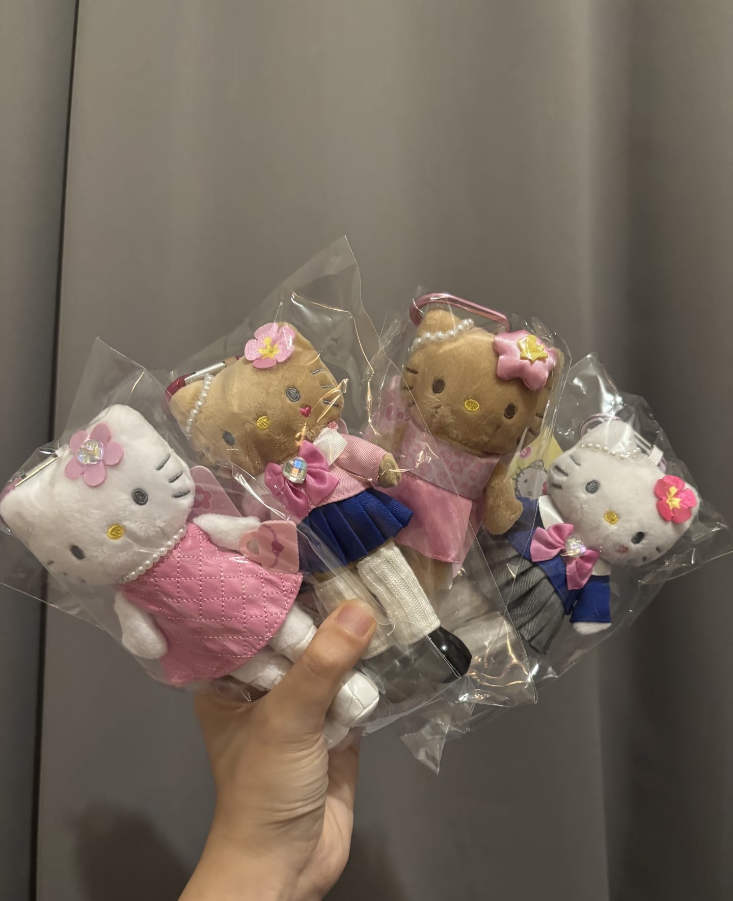 日本NIC50周年Kitty限定小香制服款kt凯蒂猫毛绒玩具公仔书包挂件