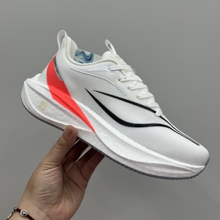 2026新款碳板跑步鞋青少年运动员训练鞋学生体育运动鞋超轻高回弹