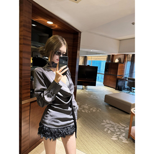 Thas9i九亿 缎面荡领上衣系带修身衬衫女高级毛毛亮片短款半身裙