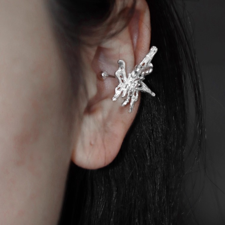 東黑三白/ 蝴蝶骨 s930纯银原创蝴蝶简约百搭无耳洞耳骨夹