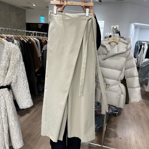 LEWIN斜绑带装饰气质休闲裤