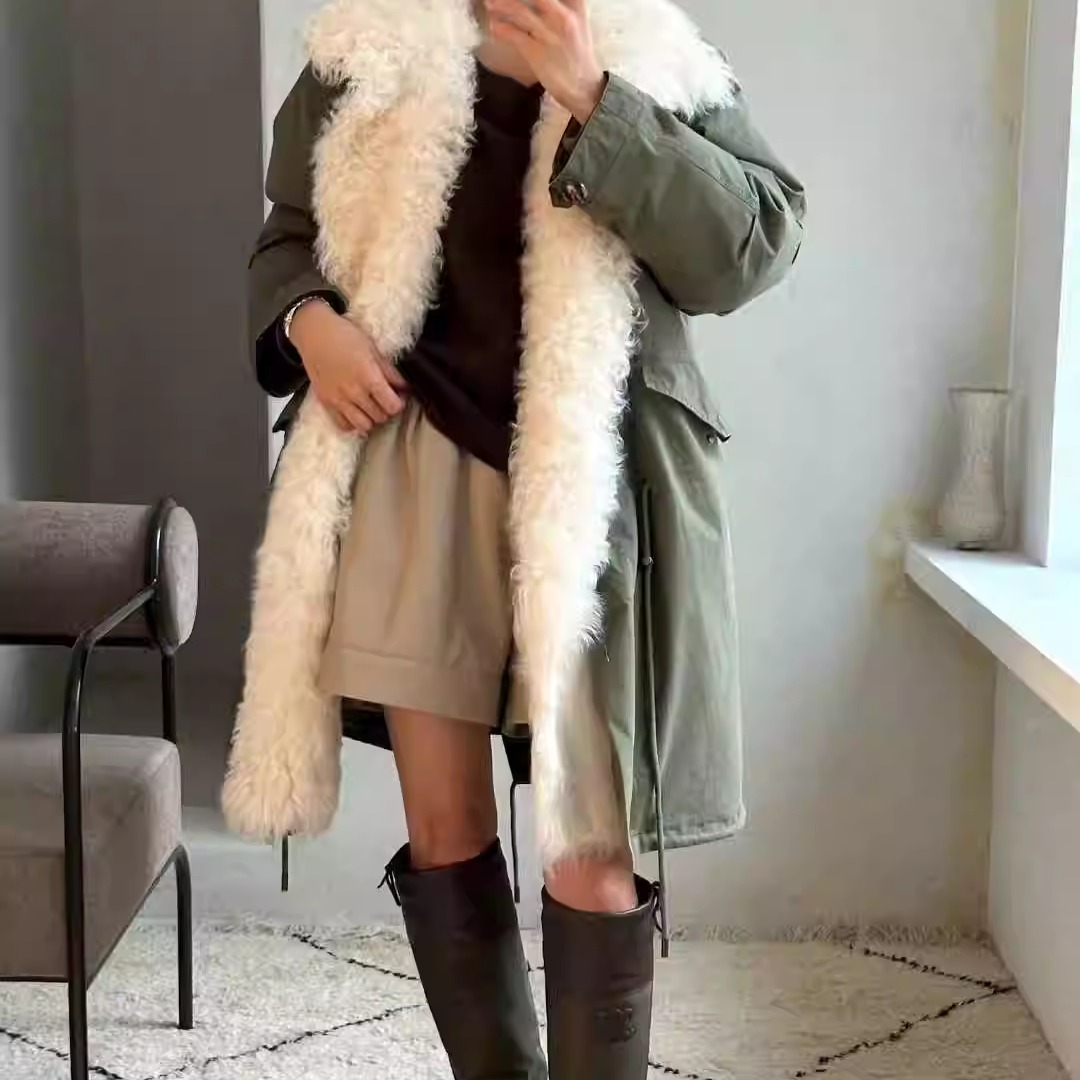 1968舒适羊毛大翻领鹅绒羽绒服