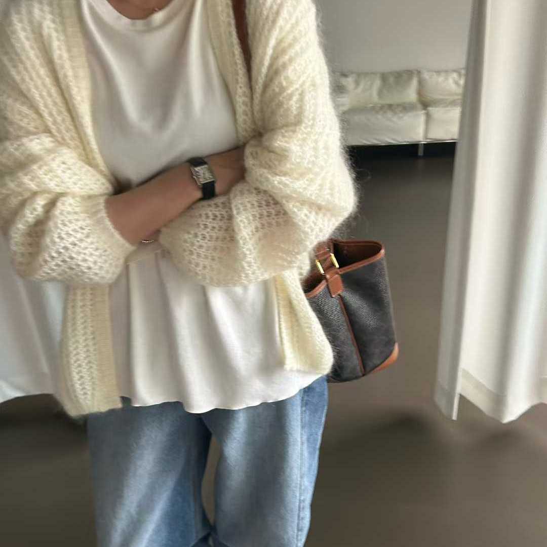 MONDAYTOSUNDAY马海毛柔软毛衣