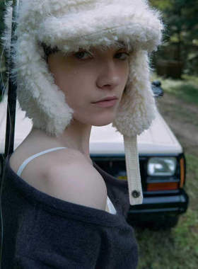 闪闪家 韩国东大门代购TEMPTING毛茸茸可爱飞行员帽