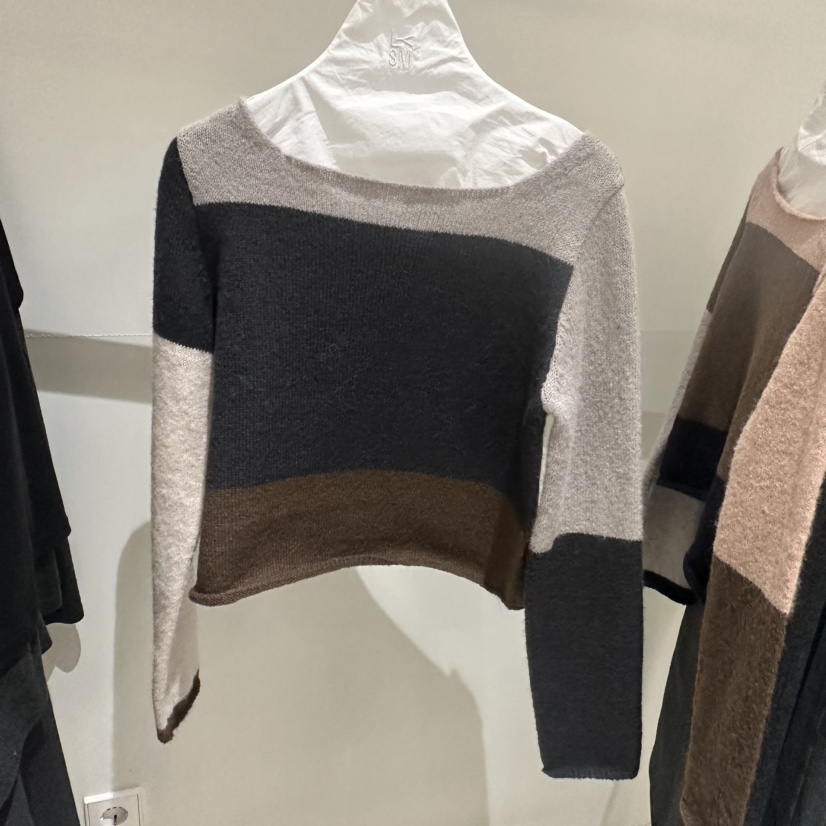 LOVEYOUSOMUCH拼色几何休闲