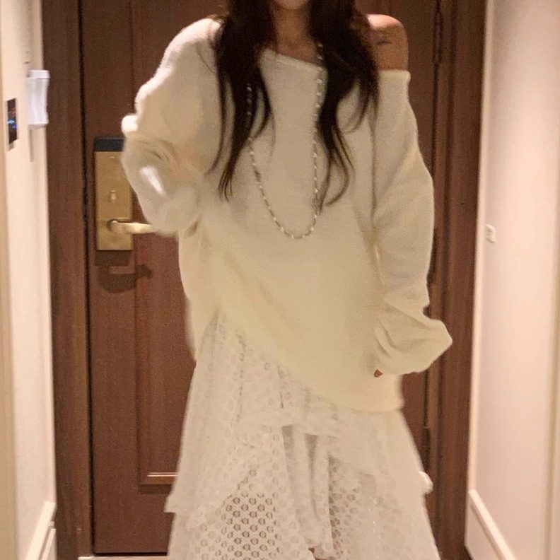 VIRKIN斜露肩毛绒舒适宽松t