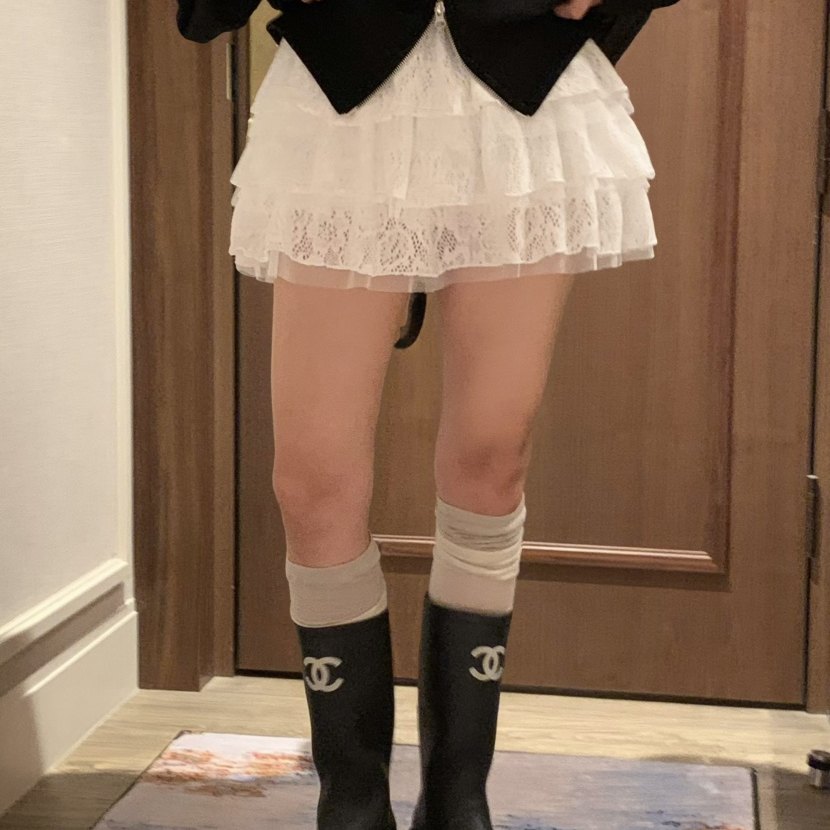 VIRKIN秋冬绒质蕾丝蓬蓬短裙裙裤