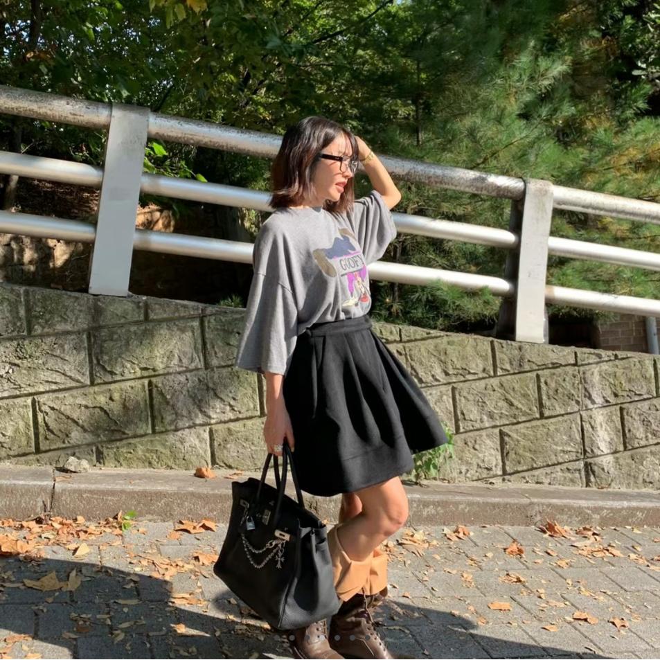 现货 闪闪家 韩国东大门代购TARA BY MOTION打褶A字松紧毛呢短裙