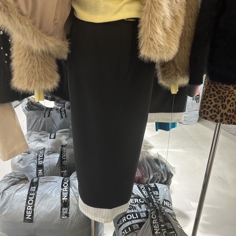 NEROLI36双层拼接下摆直筒裙