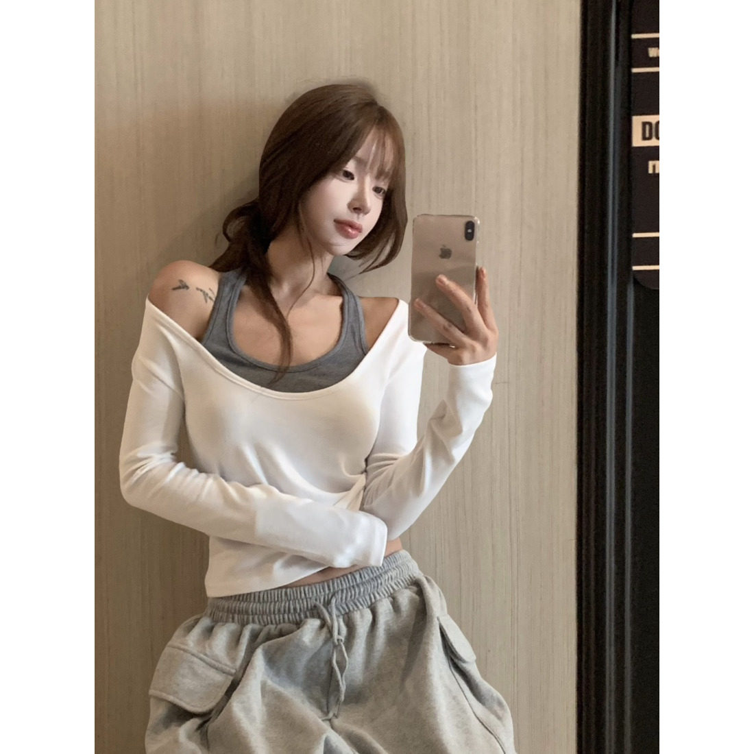 VIRKIN假两件拼接露肩时髦长袖t