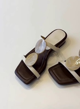 羊皮版~法式复古小众方头一字带露趾凉拖鞋女粗跟罗马拖鞋沙滩鞋