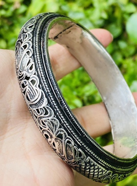 〓老手工〓纯手工打造老银手镯 少数民族老手工银饰 个性手饰