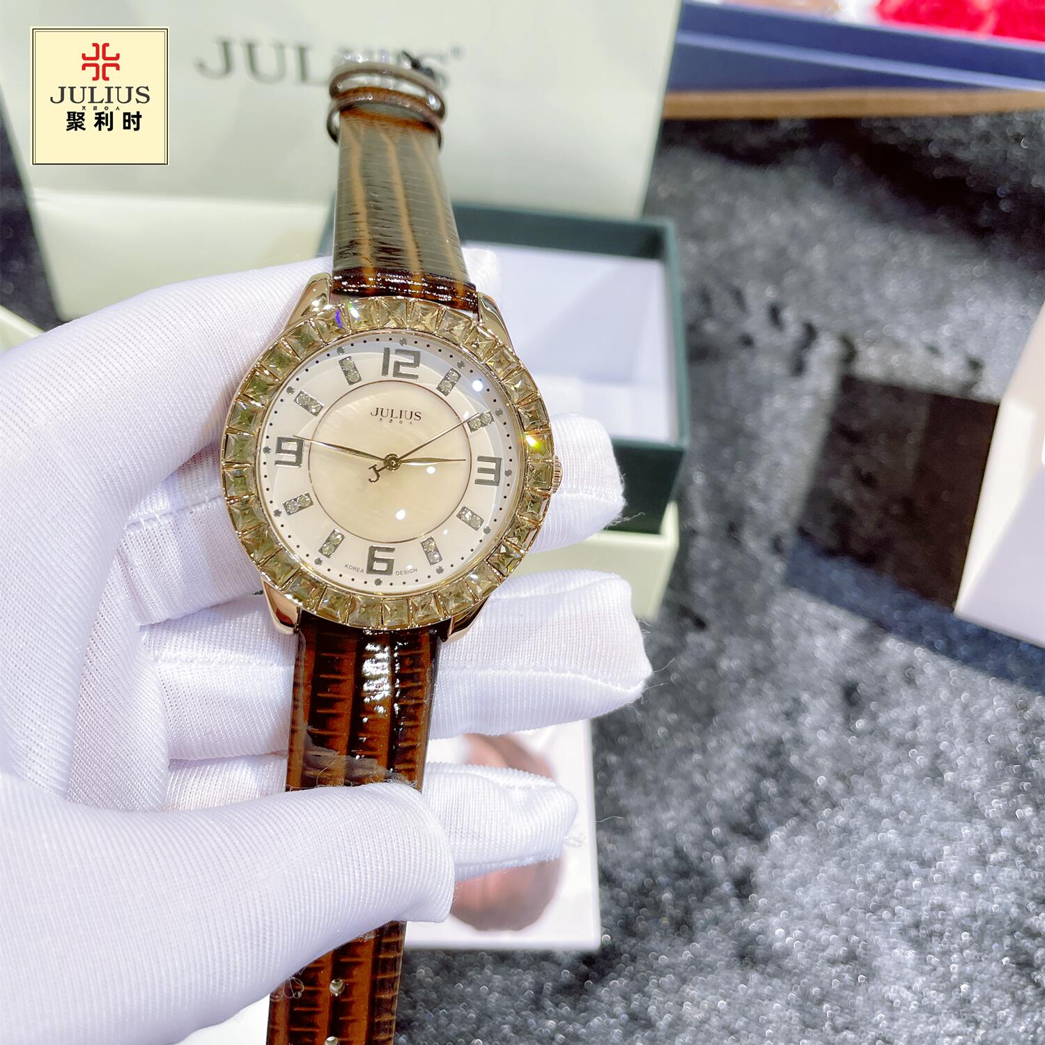 JULIUS大表盘复古轻奢抖音热卖表
