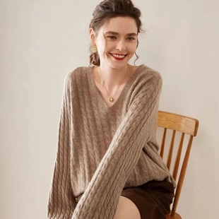 HE 轻奢慵懒风！baby山羊绒衫女V领宽松廓版羊毛衣麻花薄款针织衫
