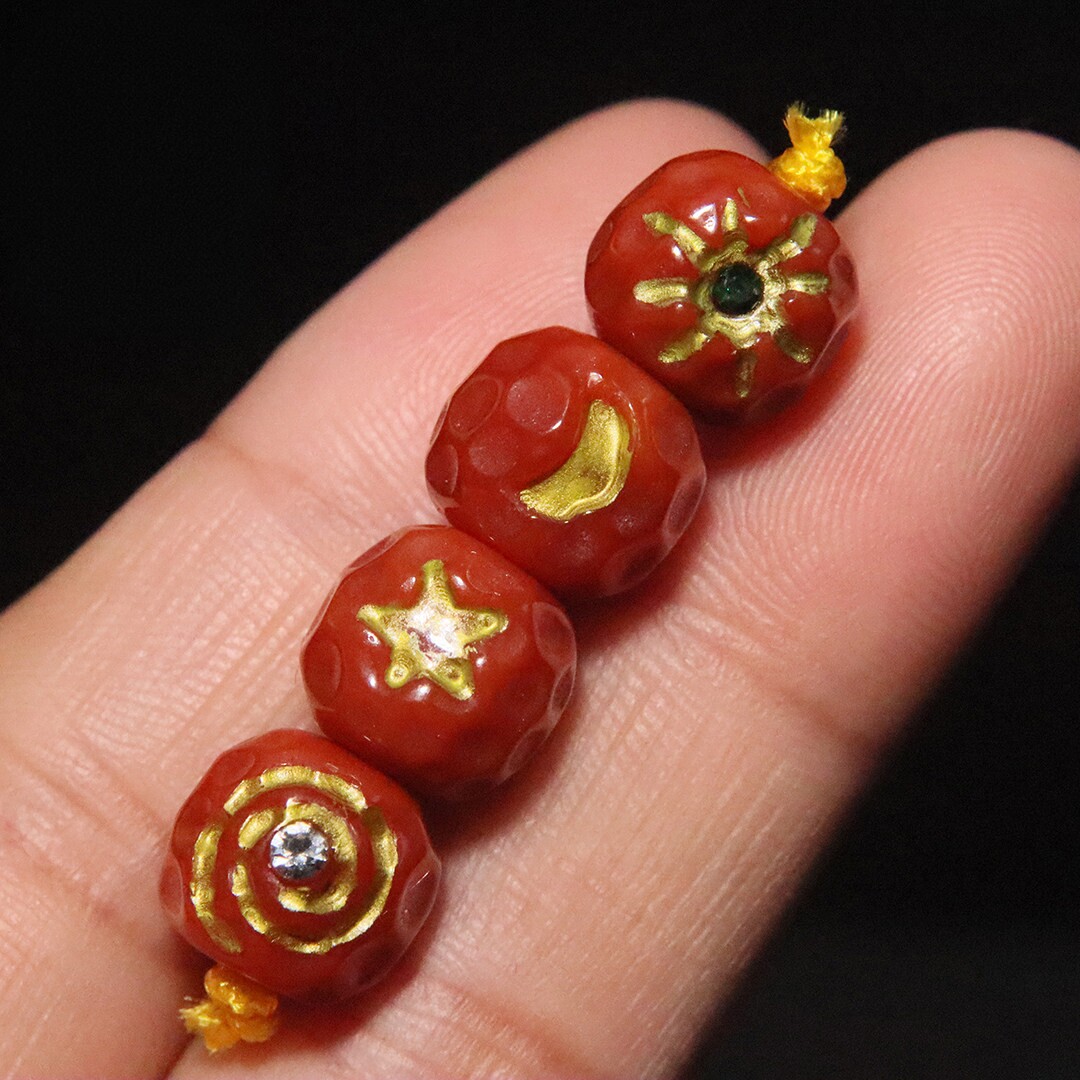 天然南红玛瑙日月星辰隔珠