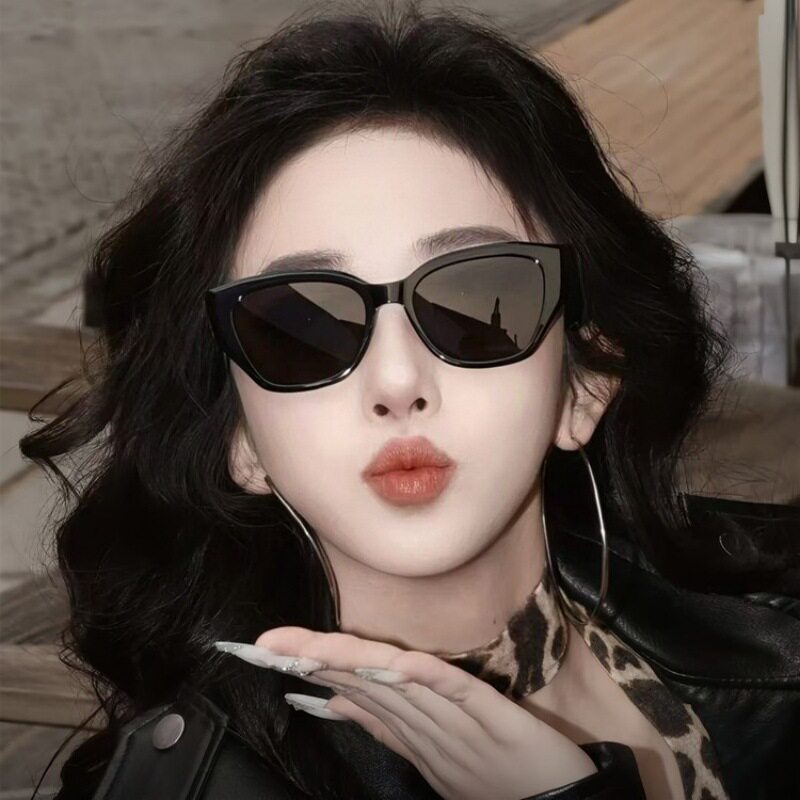 2026新款太阳镜防紫外线时尚修脸明星同款偏光墨镜韩版女款开车潮