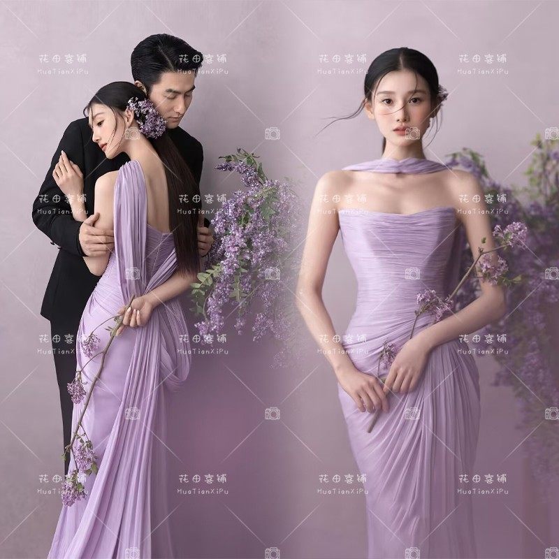 2025照相馆新款情侣主题新中式婚纱照紫色园林风小众高级感礼服晨