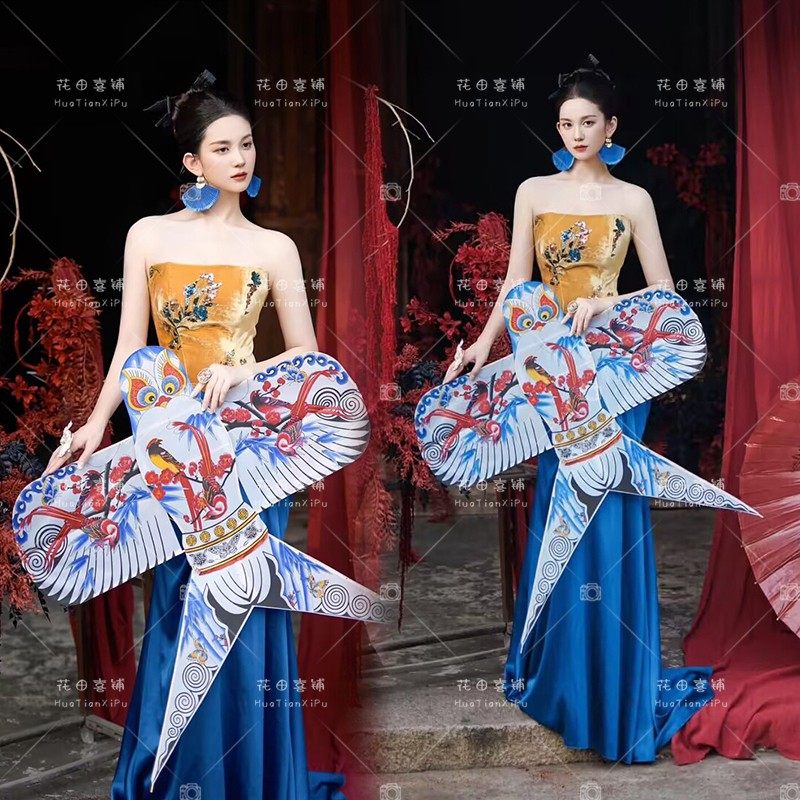 晨拍礼服新中式晨袍女新娘订婚礼裙高端轻奢小众宴会抹胸连衣裙长