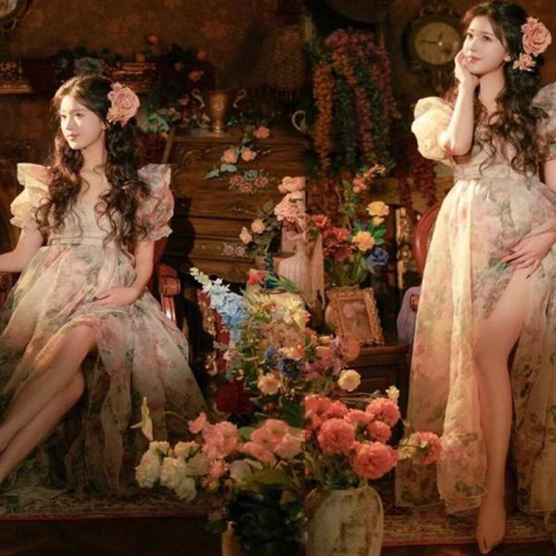 影楼新款孕妇照服装复古油画风碎花连衣裙孕妈咪大肚照衣服在家拍