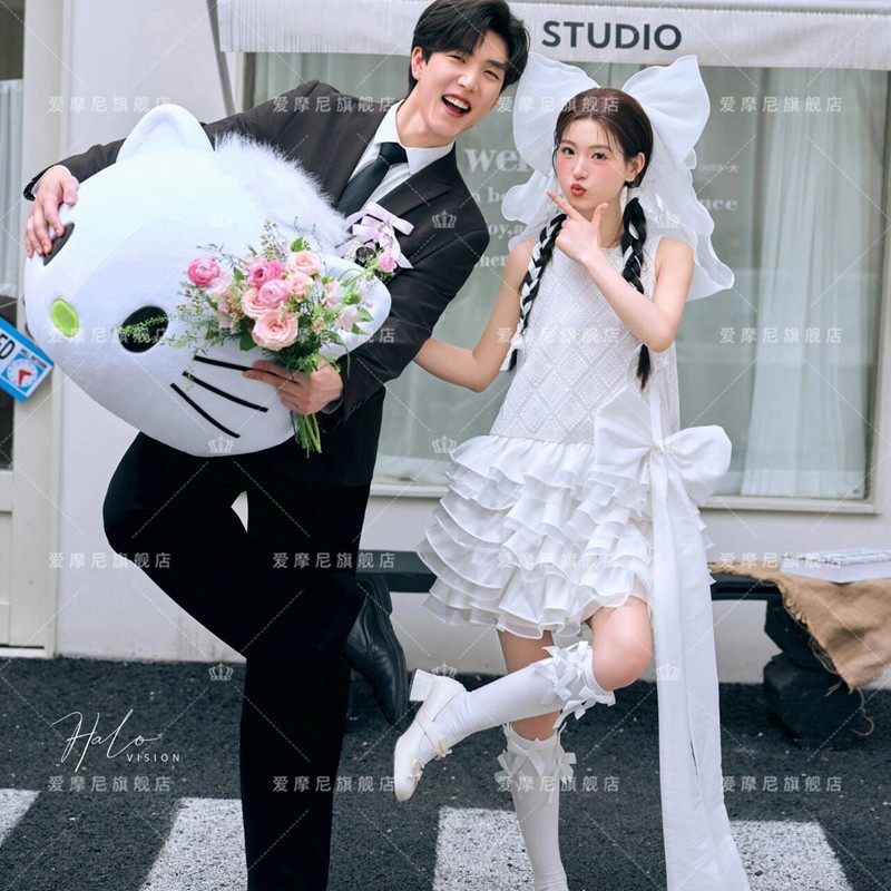 2025订婚礼服小众高级感轻婚纱小个子生日聚会甜美婚纱拍照礼服
