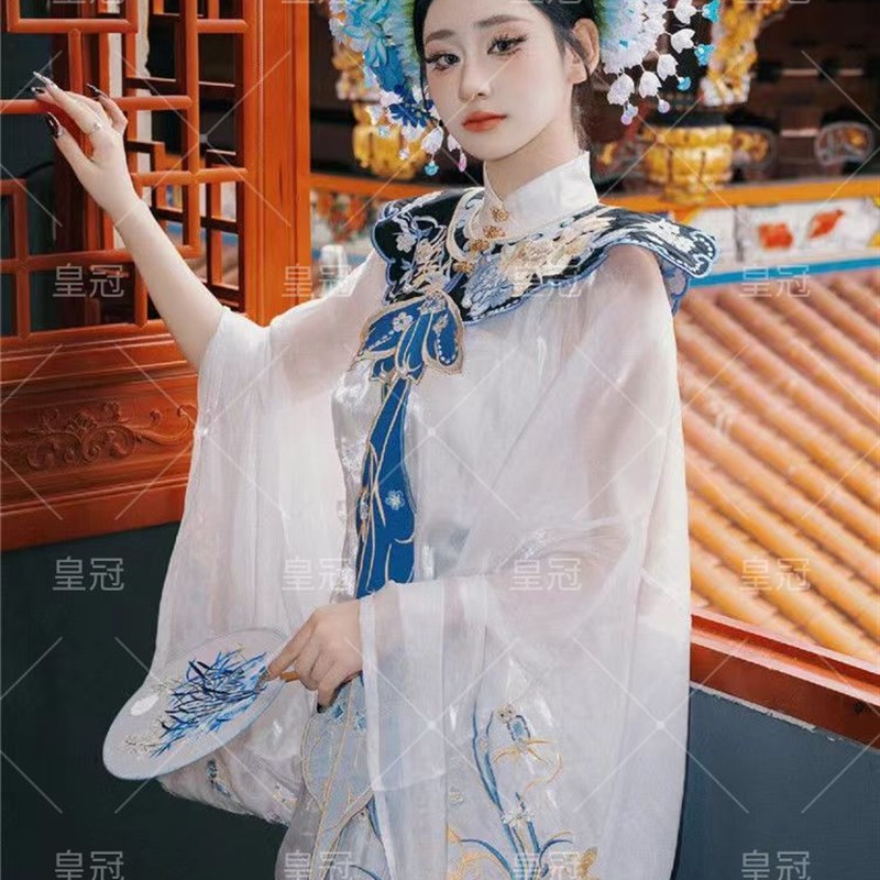 汉服簪花服装女云肩搭新中式国风泉州浔浦女簪花马面裙摄影写真服
