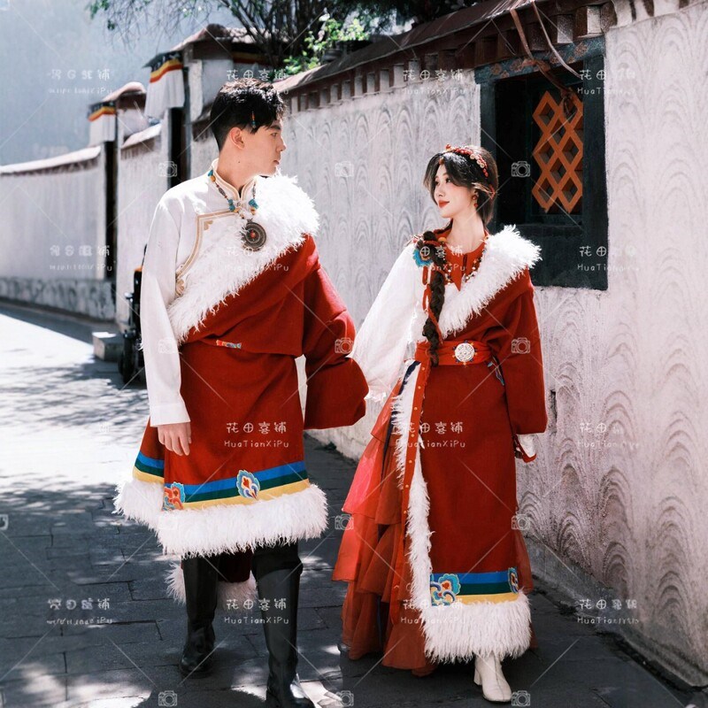 新款藏服藏族藏袍服装云南丽江西藏情侣拍照旅拍摄影民族写真套装